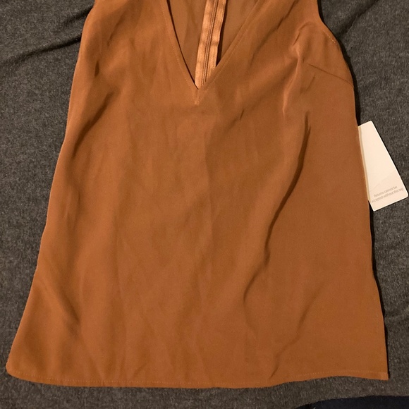 NWT Deep V Neck Top - Picture 2 of 8